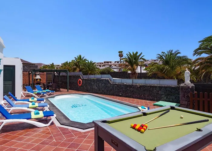 فيلة Roca Negra By *