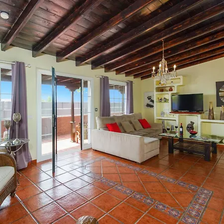 Βίλα Roca Negra By *