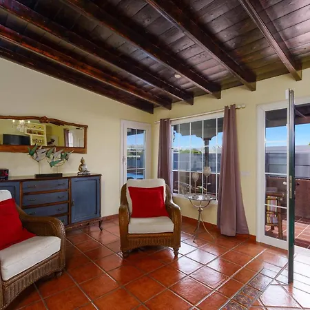 Roca Negra By Playa Blanca (Lanzarote)